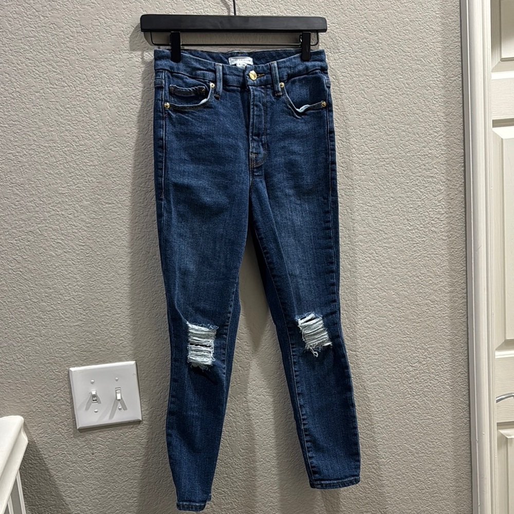 NWOT Good American | Classic Slim Distressed High Rise